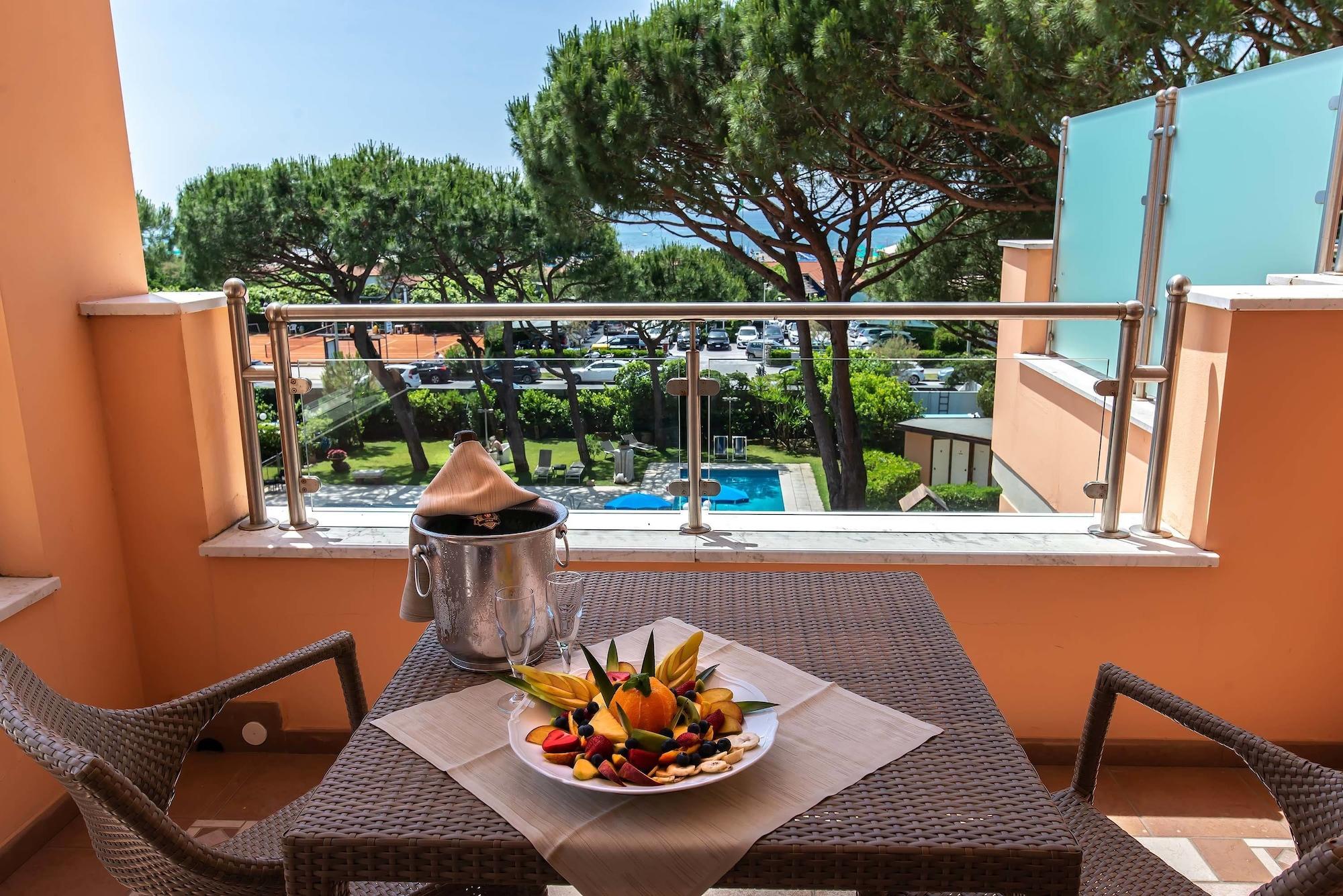 Versilia Palace Hotel Marina di Pietrasanta Exteriér fotografie