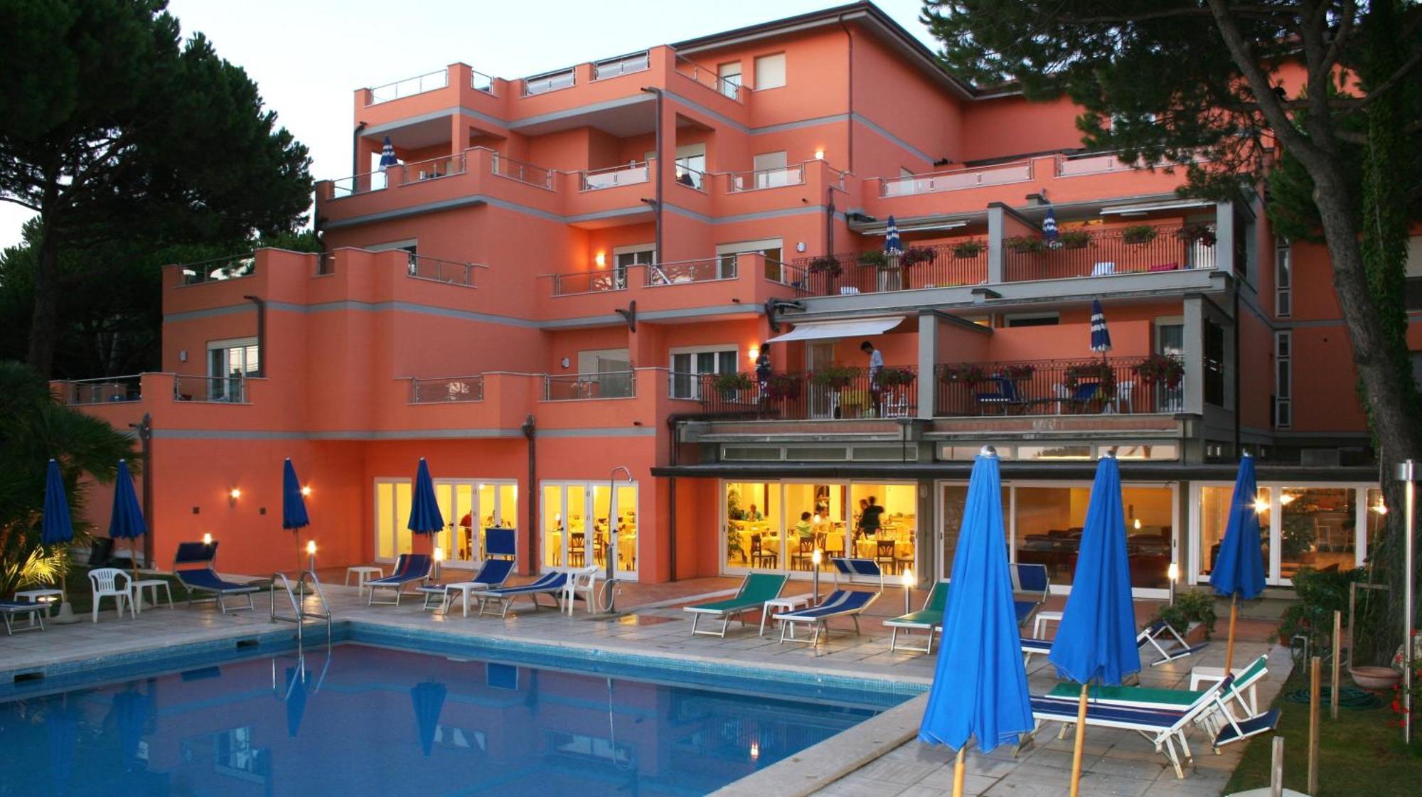 Versilia Palace Hotel Marina di Pietrasanta Exteriér fotografie